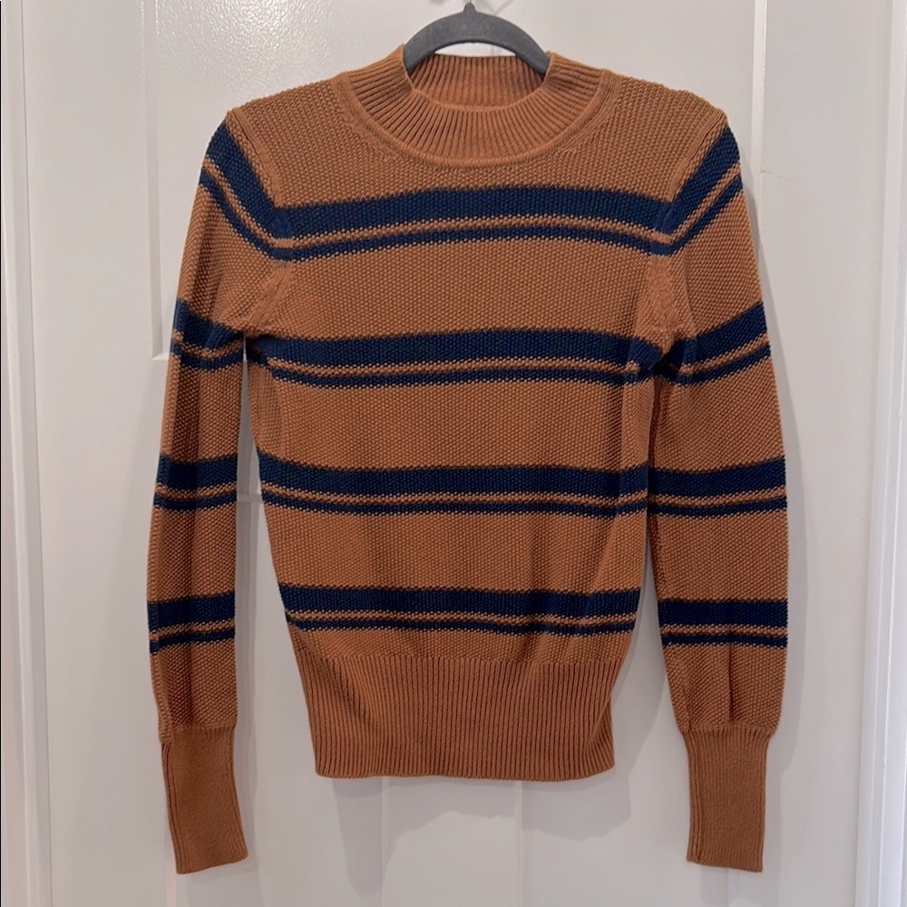 GAP Women’s Crew Neck Sweater with Ribbed Details Size XS